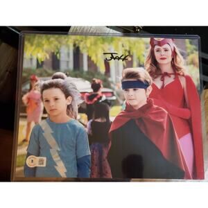 Marvel WandaVision JULIAN HILLIARD Billy Maximoff Signed 8x10 Photo Beckett COA